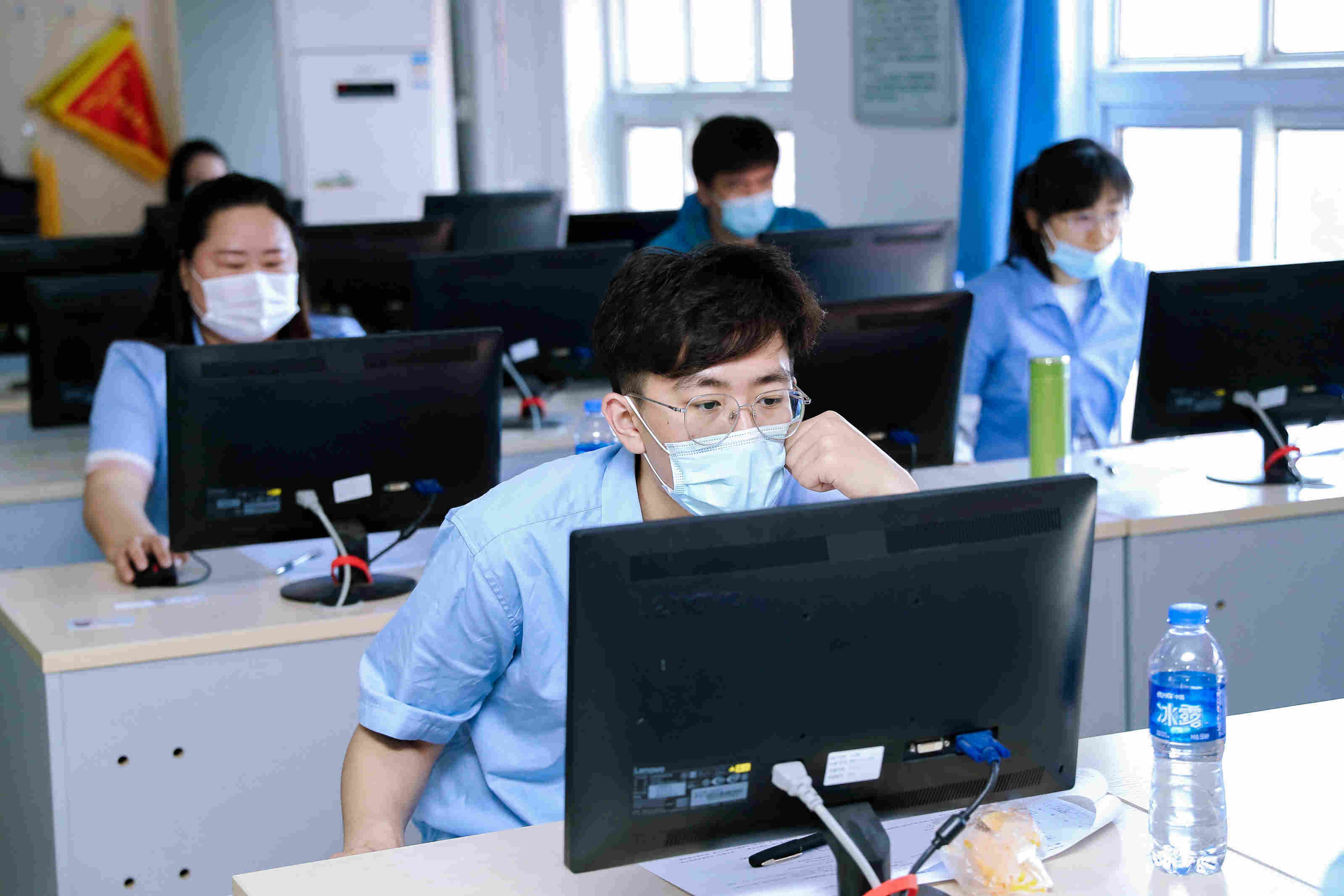 12.办公软件.jpg 12.办公软件.jpg
